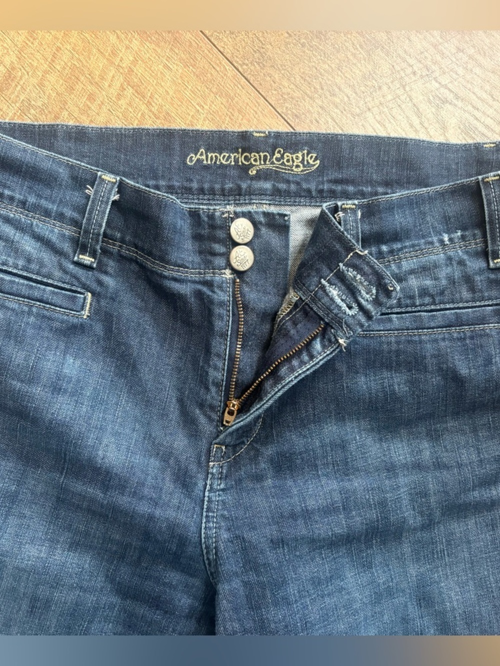 American Eagle Bootcut Jeans Size 14 Medium Wash Raw Hem Denim - Picture 7 of 15